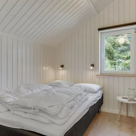 Aleide - 29km From The Sea By Interhome